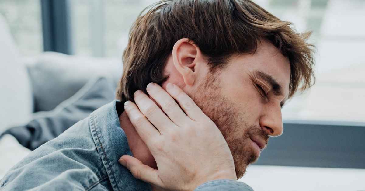 Neck Pain in Hypertension: A UK Guide to Causes, Red Flags, and Action